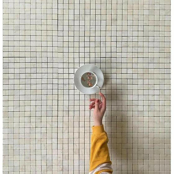 1x1 Calacatta Oliva Marble Polished Mosaic Tile 1x1 Calacatta Oliva Marble Polished Mosaic Tile - American Tile Depot